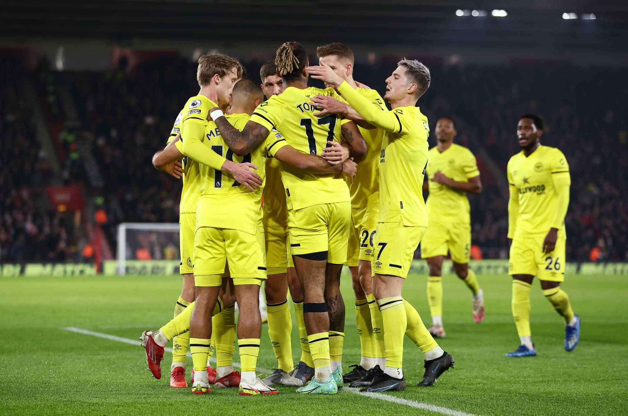 题背后的人 题背后的人